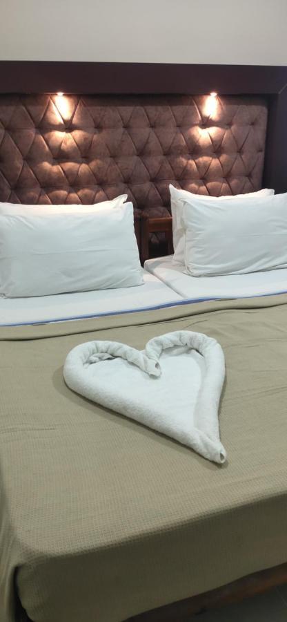 Savithri Inn Cottage Варкала Екстериор снимка